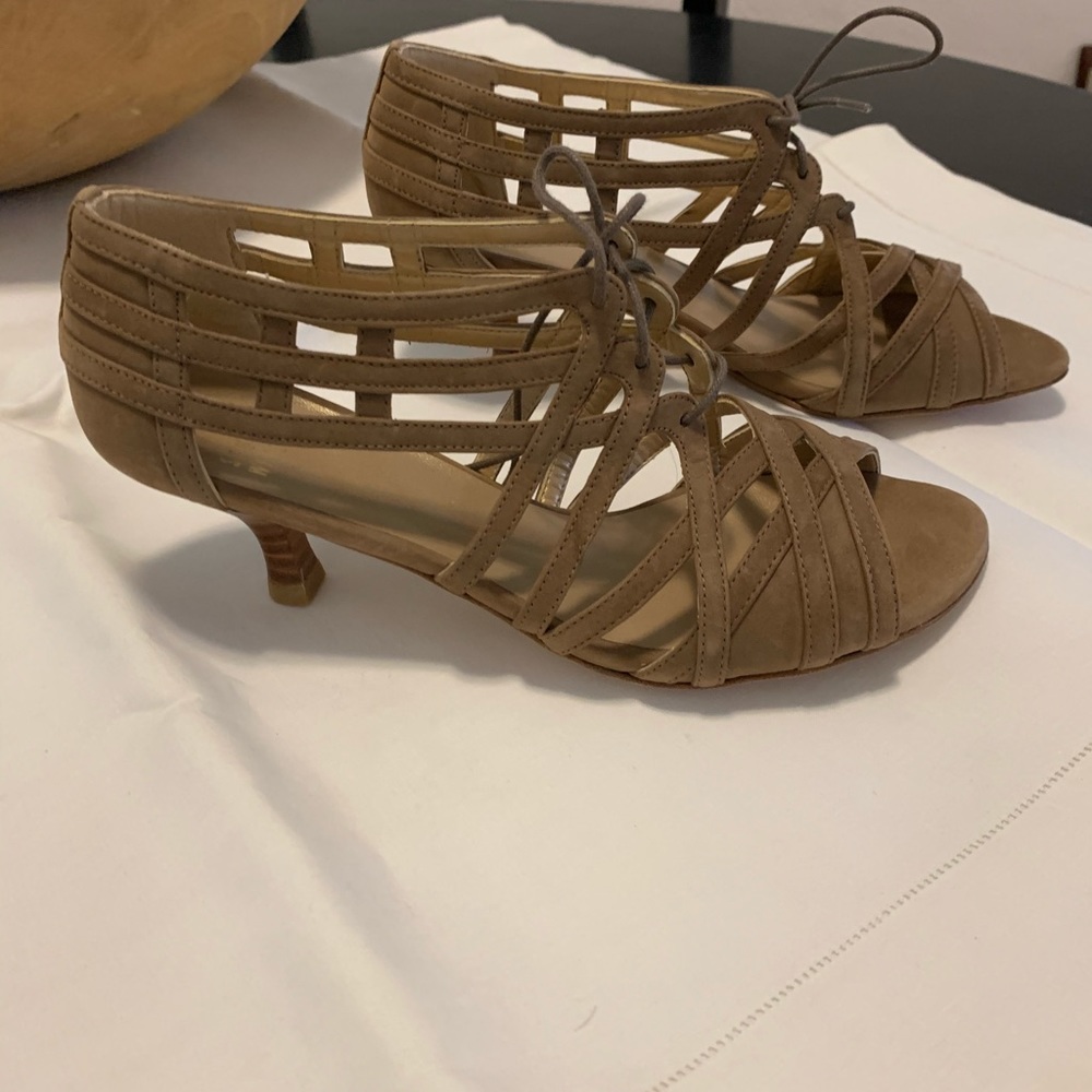 New! Unused Stuart Weitzman Suede Heeled Sandals 5